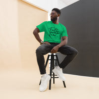 Graphic UNISEX T-Shirt "Faith over Fear"