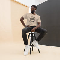 Graphic UNISEX T-Shirt "Faith over Fear"