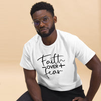 Graphic UNISEX T-Shirt "Faith over Fear"