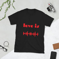 Graphic T-Shirt "LOVE"
